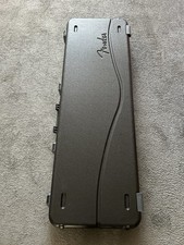 Fender Deluxe Molded Bass Case Black