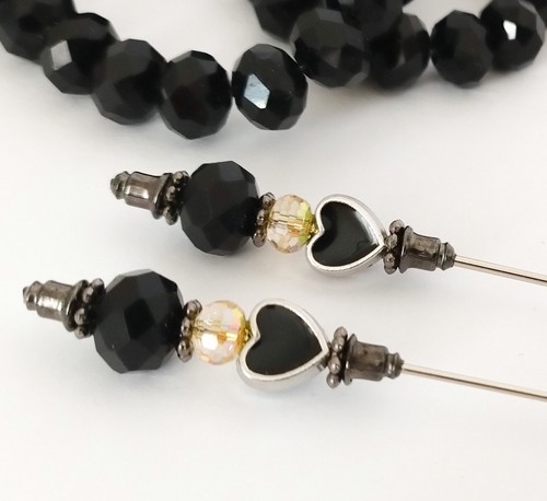 Matching pair vintage style - matching, of