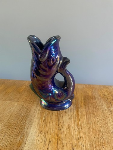 Shiny metalic gluggle gurgle - gluggle,