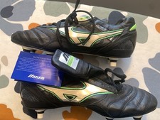 Mizuno Football Boots. BNWT. Vintage Retro Size 7.5 David Platt 90’s