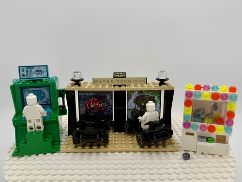 Lego minifigure arcade machine - minifigure,