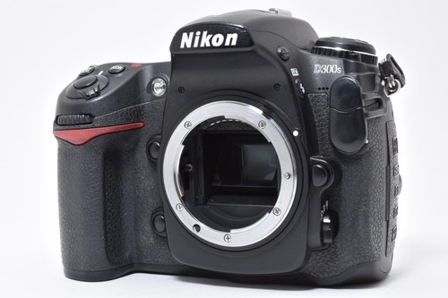 Nikon d300s 3mp digital - digital, slr