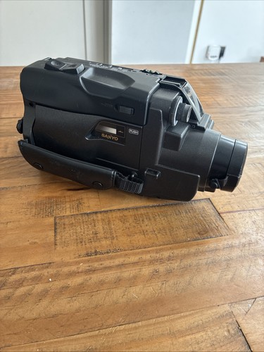 Sanyo 8mm camcrorder - sanyo,