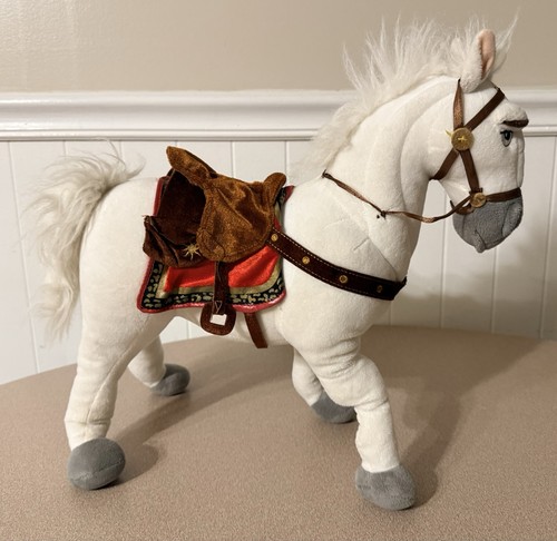 Disney store maximus - store,