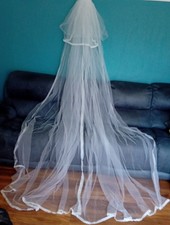 white wedding veil 3 tier chapel length lace edge V624