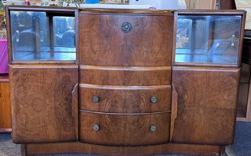 Beautility sideboard art - art, deco