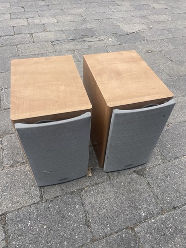 Pair sony speakers - pair,