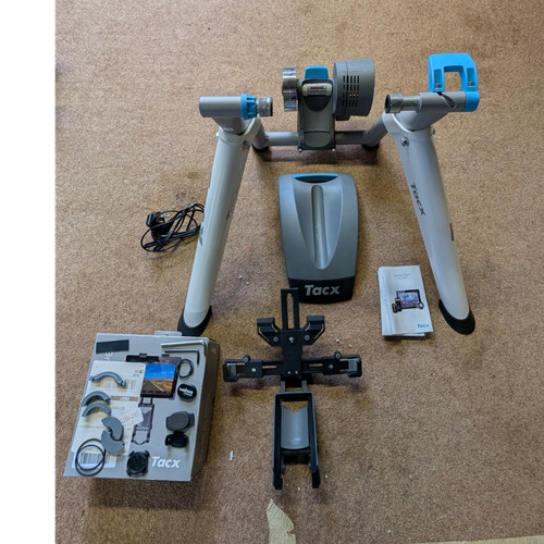Tacx flow smart t2240 - tacx, indoor