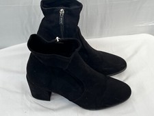 Unisa  Black Faux Suede Ankle Boots Size 7 Zip Up womens