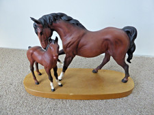 Beswick Horse Figure "Mare and