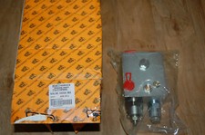 Genuine JCB 25/220900 Valve Hose Burst Check, JCB 416, 436 Wheeled Loader 