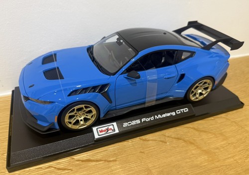 Maisto die cast special - 1:18,