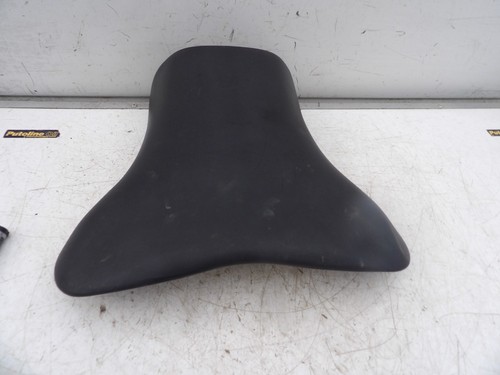 Kawasaki zx9c front seat - kawasaki,
