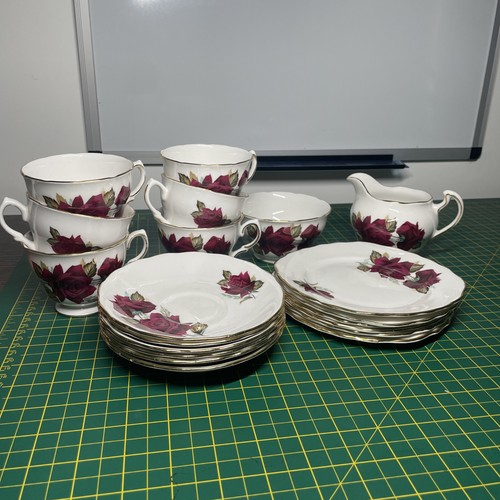 Vintage royal vale pretty red - royal,