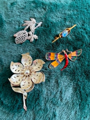 Vintage brooch curo - x, 4