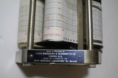 Gluck barograph and recorder