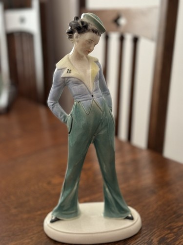 Beautiful art deco hand - art,