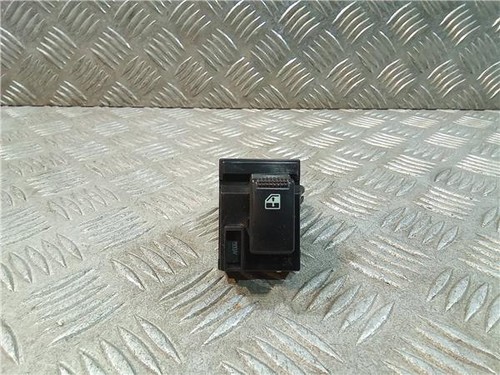 935752c100 right front - 935752c100, window