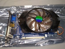 Gigabyte GV-R7750C-2GI video