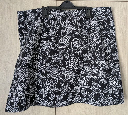 New look size mini skirt - new,