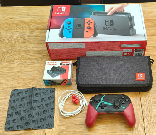 Nintendo switch 32gb boxed - nintendo,
