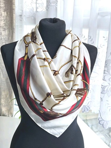 Large scarf luxury - scarf, chain