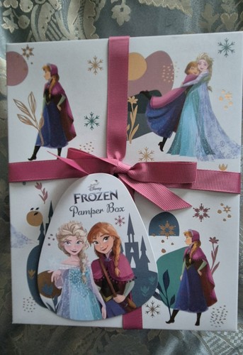 Frozen pamper box bath - pamper, box.