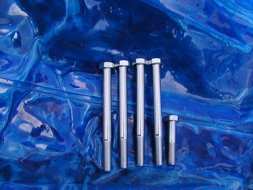 Bolt rocker mounting - 5,