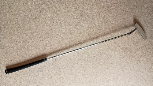 Tear drop roll face putter - tear,