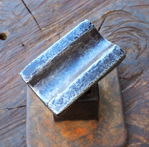 Stout round blacksmith - stout, 1"