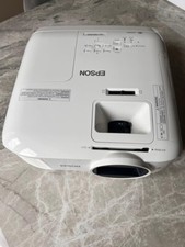 Epson EH-TW5700 Full HD 1080p