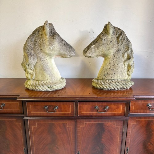 Pair cast stone - cast,