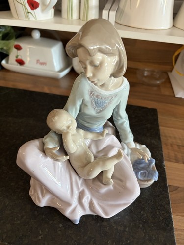 Lladro mother and - and, child