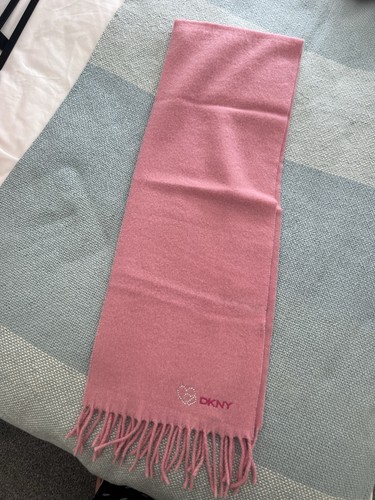 Gorgeous pink dkny scarf wool - dkny,