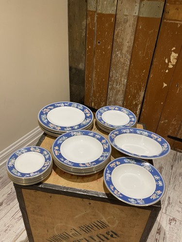 Wedgwood blue siam bone - wedgwood,