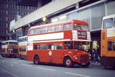 GM Buses/Ex London RM 2200 CUV200C Colour Slide on 143 Service West Didsbury 88.