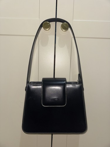 British airways black cabin - british,