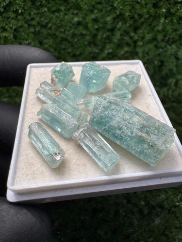Rare aquamarine lot 10 - rare,