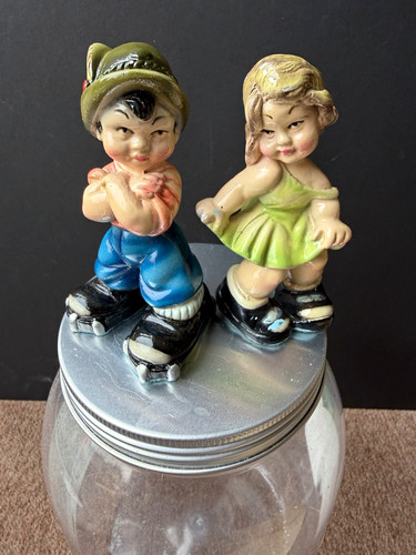 Vintage plaster boy girl - boy,