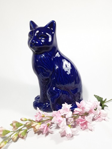 Beautiful blue glazed - 11",