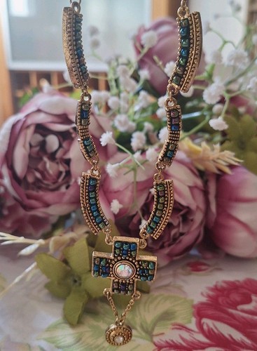 Vintage statement faux