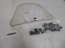 Windshield fits on Vespa Five