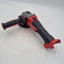 Milwaukee M18 SAG115 Angle