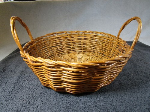 Lovely vintage round wicker - lovely,