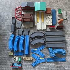 TOMY Thomas & Friends