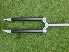 One carbon rigid - one, forks