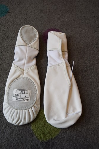White leather danca - so,