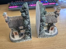 Thatched Cottage Heavy Bookends Possibly Lilliput Lane Style - vintage