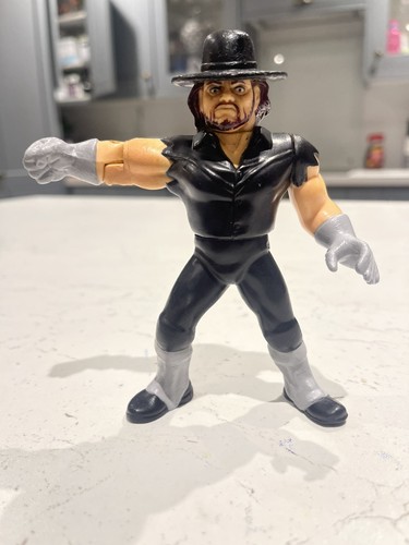 Wwf hasbro undertaker - wwf,