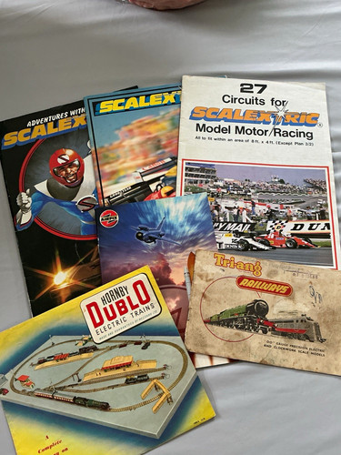 Mixed lot scalextric mags - mixed,